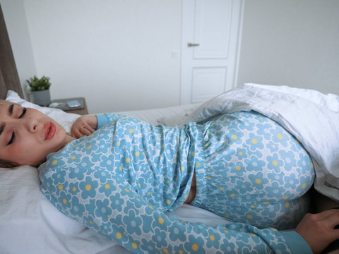 AlphaTeenies presents: My whore step mom wakes me up in the best way she knows!